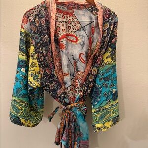 Colorful Patterned Kimono Robe no tag size looks about small size